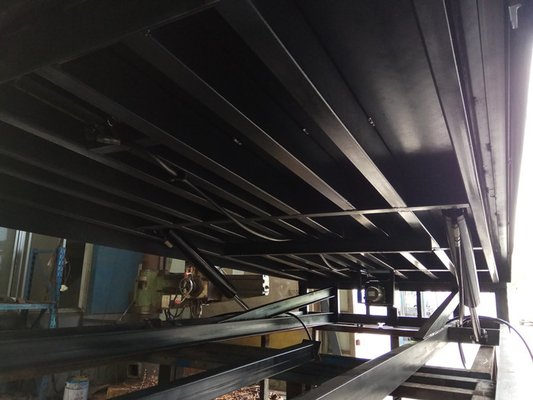 450MM Lip Length Truck Loading Electric Dock Levelers For Cargos Loading And Off-loading